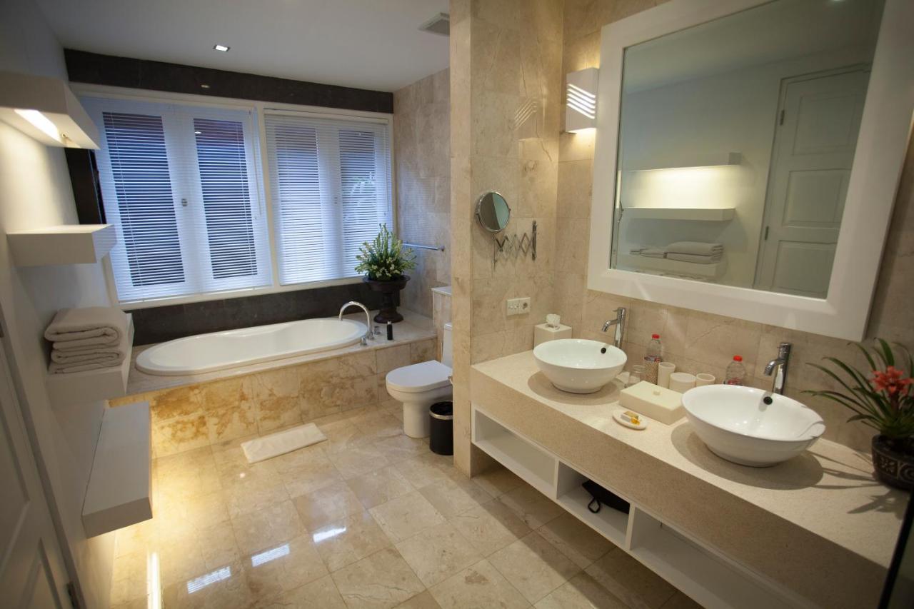 Lakshmi Luxury Villas, Walk To The Beach And Seminyak Shopping Extérieur photo
