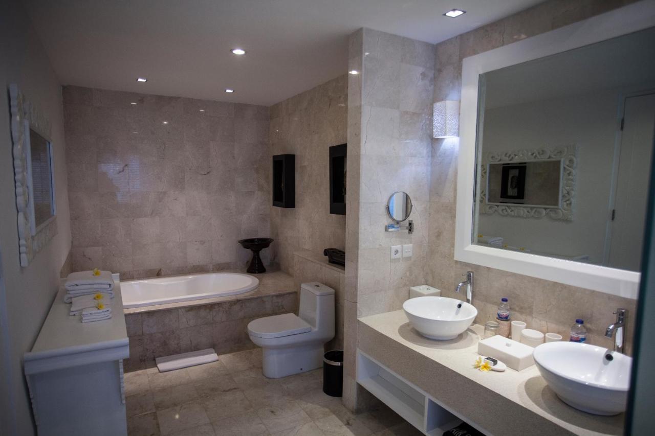 Lakshmi Luxury Villas, Walk To The Beach And Seminyak Shopping Extérieur photo
